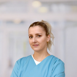 Nicole Johne ist stellvertretende Stationsleitung der interdisziplinären Intensivstation im Albertinen Krankenhaus Nicole Johne ist stellvertretende Stationsleitung der interdisziplinären Intensivstation im Albertinen Krankenhaus