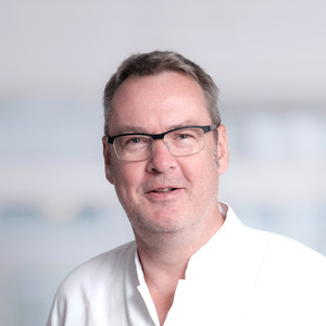 Portrait Dr. med. Ralf Gehrckens, Leitender Arzt Radiologie im Albertinen Krankenhaus, Team, Albertinen Zentrum für Radiologie, Hamburg-Schnelsen, Hamburg-Volksdorf
