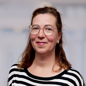 Portrait Ulrike Strahl, Leiterin Psychiatrische Tagesklinik, Interdisziplinäres Therapiezentrum, Albertinen Krankenhaus