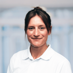 Portraitfoto von Dr. med. Linda Havlik, Oberärztin, Klinik für Orthopädie und Unfallchirurgie, Albertinen Krankenhaus, Hamburg-Schnelsen