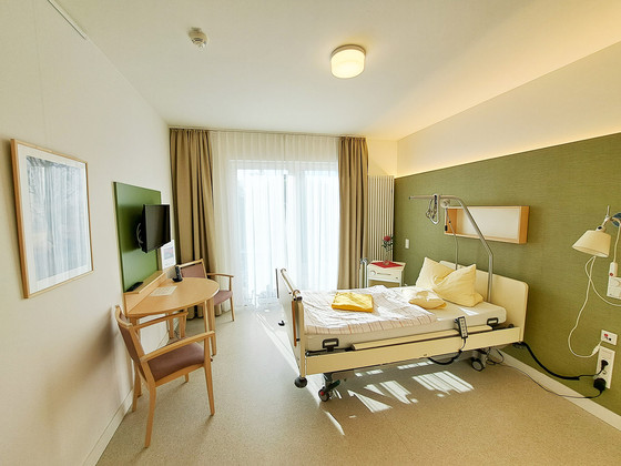 Nach drei Jahren Hospizleben wurden die Gästezimmer durch die Malerfirma Wenzlaff GmbH frisch gemalert, Nachrichten, Diakonie Hospiz Woltersdorf Nach drei Jahren Hospizleben wurden die Gästezimmer durch die Malerfirma Wenzlaff GmbH frisch gemalert, Nachrichten, Diakonie Hospiz Woltersdorf