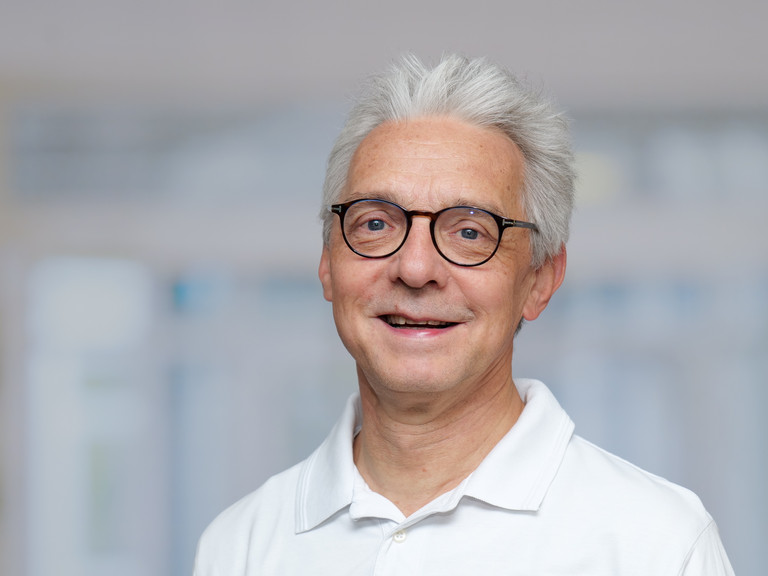 Portraitfoto Prof. Dr. Christhardt Köhler, Oberarzt, Klinik für Gynäkologie und Geburtshilfe, Albertinen Krankenhaus, Hamburg-Schnelsen