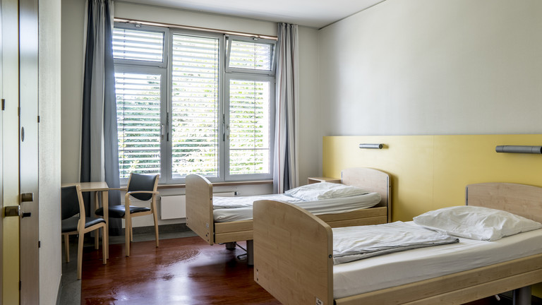 Patientenzimmer stationäre Behandlung - Klinik für Psychiatrie und Psychotherapie - Albertinen Krankenhaus Hamburg