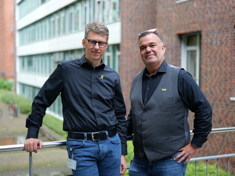 Chefarzt Prof. Dr. Sönke Arlt und Pflegedienstleiter Sven Christiansen aus der Klinik für Psychiatrie und Psychotherapie