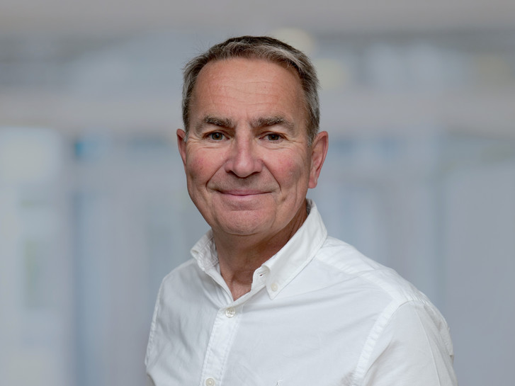 Porträt Dirk Rose, Ärztlicher Leiter Orthopädie, Albertinen Krankenhaus, Abteilung Orthopädie